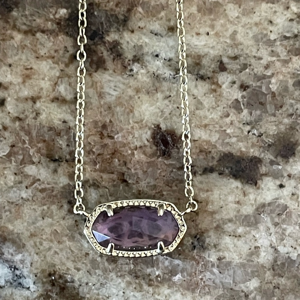 Elisa Silver Pendant Necklace in Amethyst